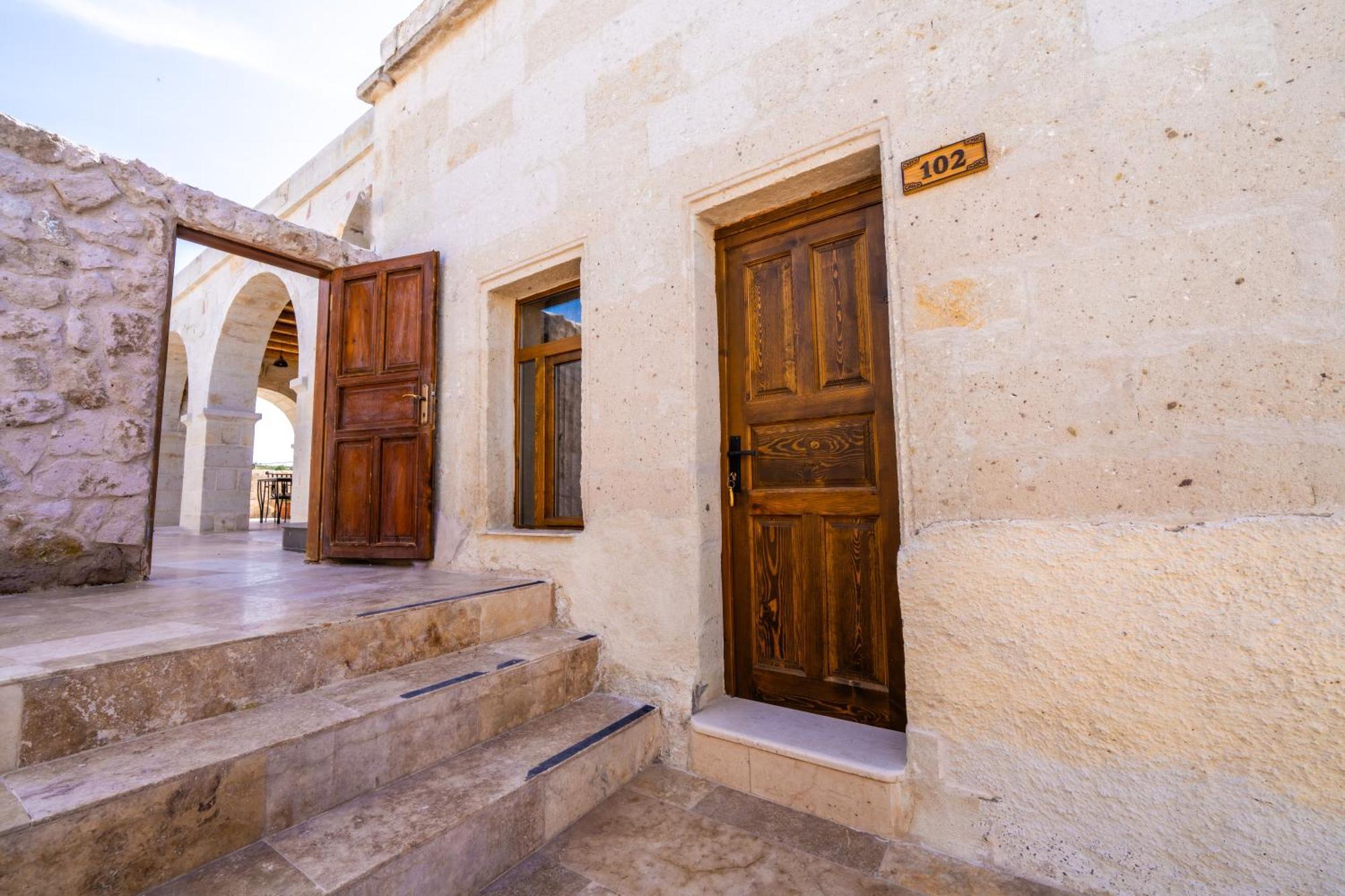 Asyada Suites Hotel Nevşehir Bagian luar foto